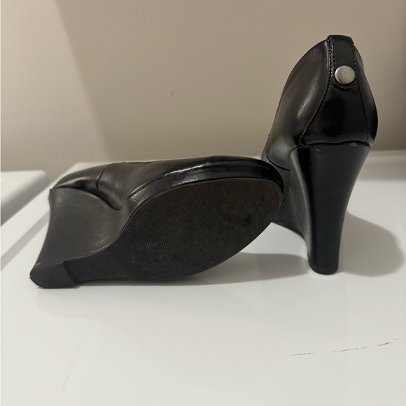 Black wedges for sale! - Picture 4 of 5